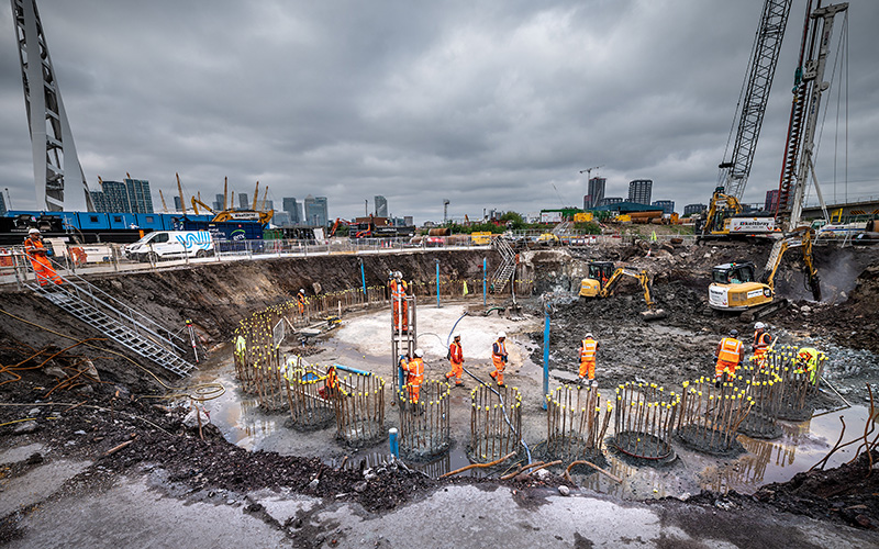 WJ UK Services: team managing a complex dewatering installation on a major construction site in London, supporting deep excavation and foundation works in urban conditions.